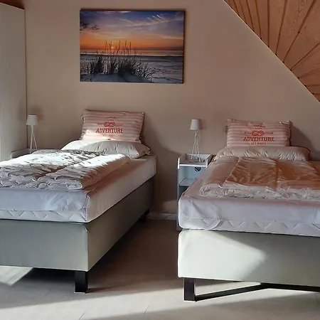 Haus Schwalbennest * 达默